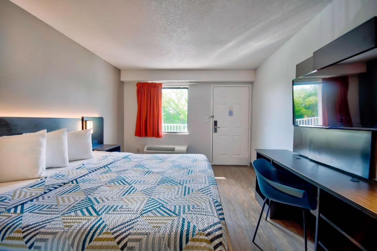 Motel 6-Warren, Mi - Detroit East Zewnętrze zdjęcie